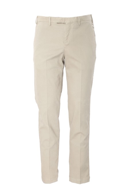 Shop PT01  Pantalone: PT01 pantaloni elasticizzati in misto modal. 
Vita con una pince.
Chiusura con zip e gancetto, sovrapposto.
Due tasche anteriori e due posteriori con pattina.
Composizione: 69% modal, 28% cotone, 3% elastan.
Made in Italy.. COATMAZ00CL1 NU46-Y042